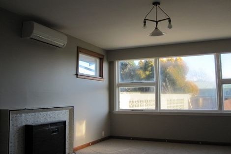 Photo of property in 39 Skerten Avenue, Hornby, Christchurch, 8042