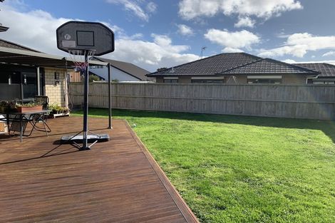Photo of property in 37 Piwakawaka Court, Rototuna North, Hamilton, 3210