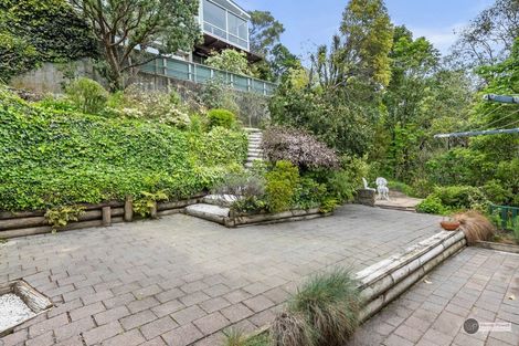 Photo of property in 18 Woodvale Grove, Fairfield, Lower Hutt, 5011