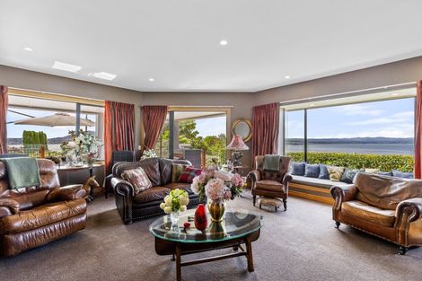 Photo of property in 2/41 Mapara Road, Acacia Bay, Taupo, 3385