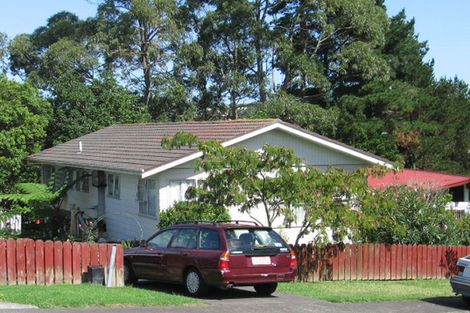 Photo of property in 12 Hanui Place, Massey, Auckland, 0614