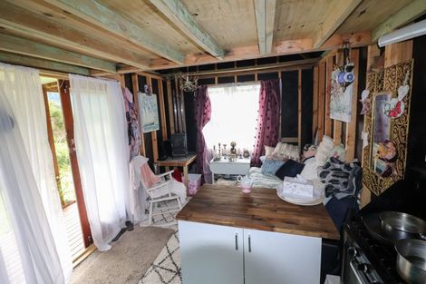 Photo of property in 11 Nikau Street, Duncan Bay, Tennyson Inlet, 7195