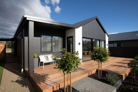 Photo of property in 21 Pollock Street, Alexandra, 9320