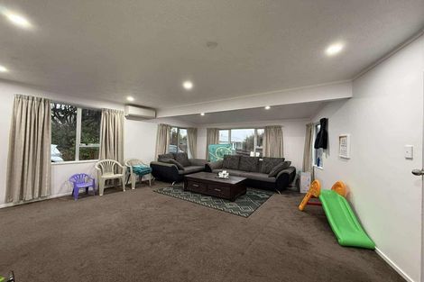 Photo of property in 18 Thimble Lane, Whitby, Porirua, 5024