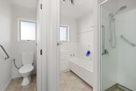 Photo of property in 25 Maple Avenue, Dinsdale, Hamilton, 3200