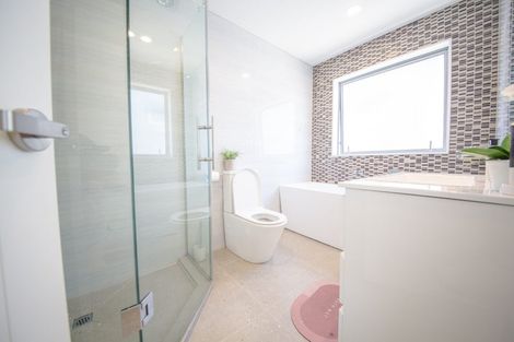 Photo of property in 33 Lockheed Street, Hobsonville, Auckland, 0618