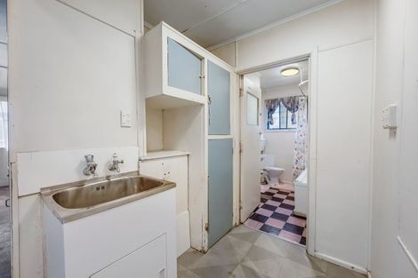 Photo of property in 315 Southampton Street East, Hastings, 4122