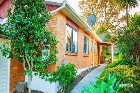 Photo of property in 31 Chorley Avenue, Massey, Auckland, 0614