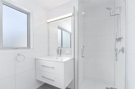 Photo of property in 169 Wallace Road, Mangere Bridge, Auckland, 2022