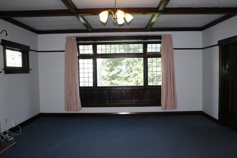 Photo of property in 100 Nairn Street, Mount Cook, Wellington, 6011