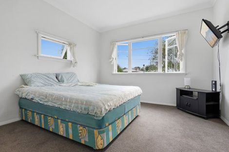 Photo of property in 11 Nikau Street, Tawhero, Whanganui, 4501