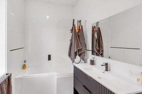 Photo of property in 121 Mcbain Road, Otama, Gore, 9773