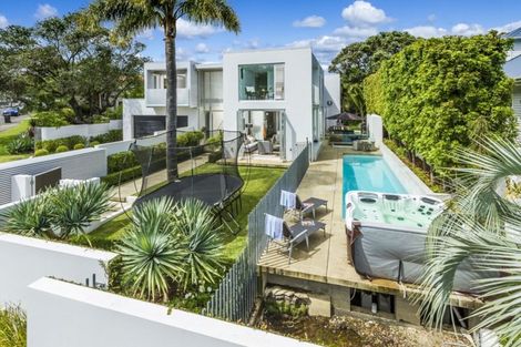 Photo of property in 2a Clifton Road, Hauraki, Auckland, 0622