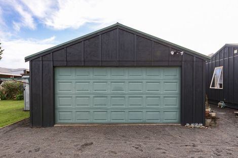 Photo of property in 24 Blake Street, Porangahau, 4293