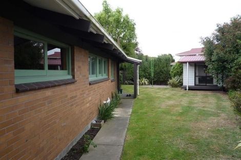 Photo of property in 12 Gloaming Place, Sockburn, Christchurch, 8042