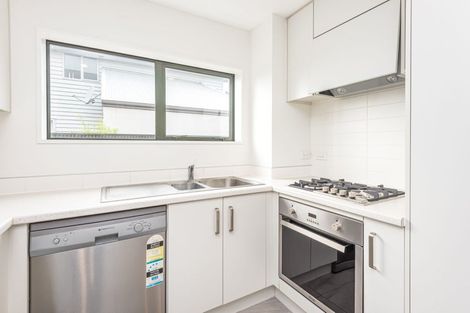 Photo of property in 154 Edgeware Road, Edgeware, Christchurch, 8013