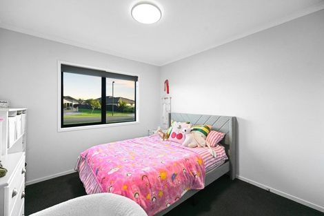 Photo of property in 18 Trauzer Place, Flagstaff, Hamilton, 3210
