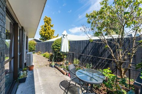 Photo of property in 7 Kathleen Place, Rainbow Point, Taupo, 3330