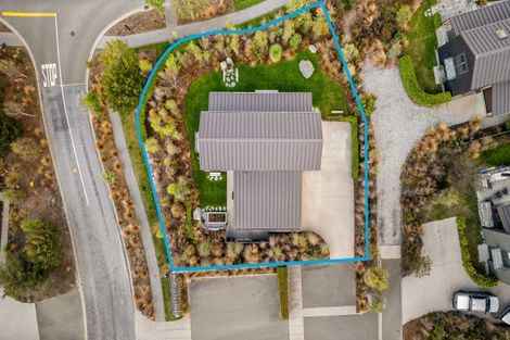 Photo of property in 1 Appin Court, Jacks Point, Queenstown, 9371