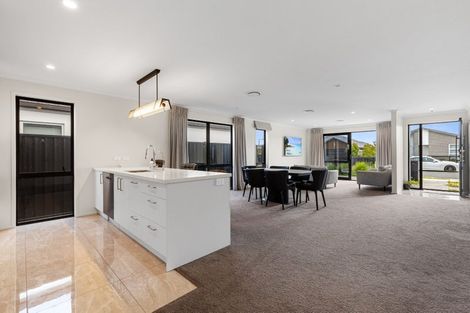 Photo of property in 26 Empire Crescent, Papamoa, 3118