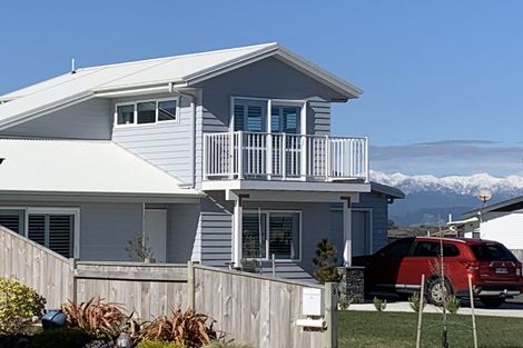 Photo of property in 6 Snappers Lane, Foxton Beach, Foxton, 4815