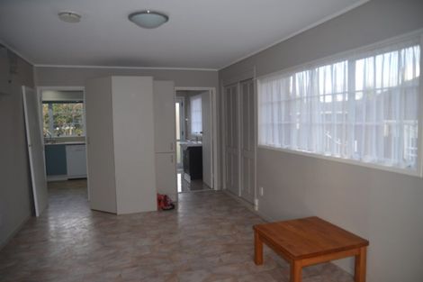 Photo of property in 40 Priestley Drive, Bucklands Beach, Auckland, 2014
