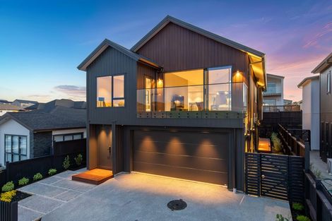 Photo of property in 52 Matangi View Drive, Orewa, 0931