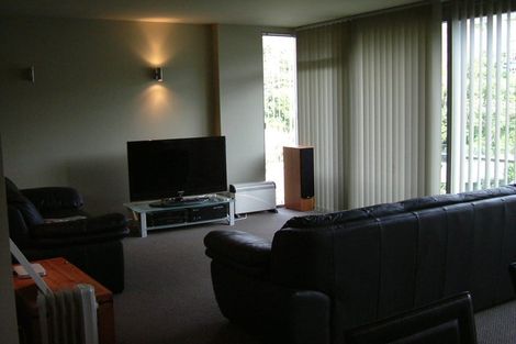 Photo of property in Montreaux Apartments, 4a/164 The Terrace, Wellington Central, Wellington, 6011