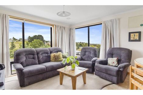 Photo of property in 104 Douglas Street, Highfield, Timaru, 7910