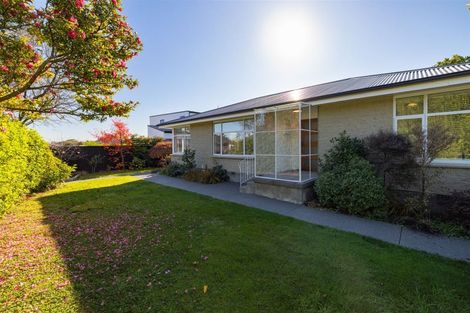 Photo of property in 6 Evesham Crescent, Spreydon, Christchurch, 8024