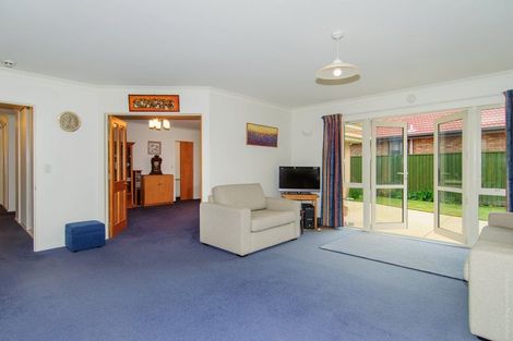 Photo of property in 10 Redfern Street, Northwood, Christchurch, 8051