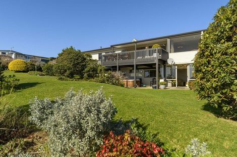 Photo of property in 18 Hinewa Road, Otumoetai, Tauranga, 3110