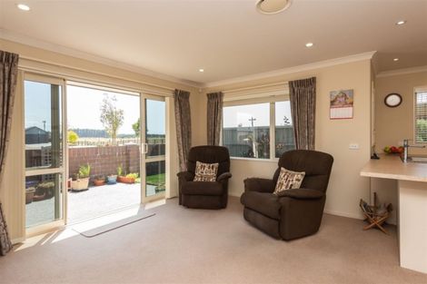 Photo of property in 48 Brockelbank Drive, Kaiapoi, 7630