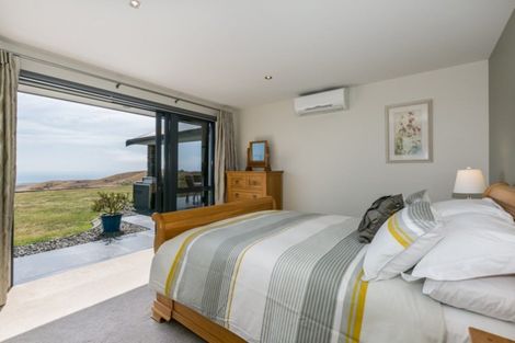 Photo of property in 64 Waipuka Road, Waimarama, Havelock North, 4294