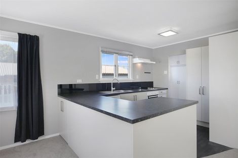 Photo of property in 6 Oakhurst Place, Russley, Christchurch, 8042