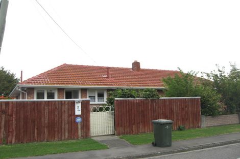Photo of property in 2/2 Waters Street, Hoon Hay, Christchurch, 8025