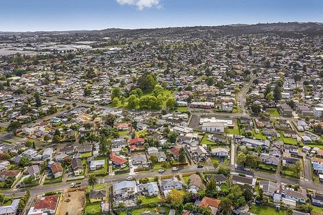 Photo of property in 22 Arnwood Street, Manurewa, Auckland, 2102