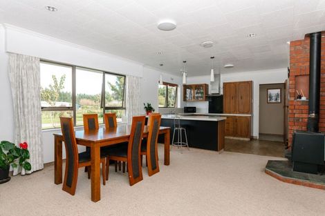 Photo of property in 47 Laws Road, Dannevirke, 4972