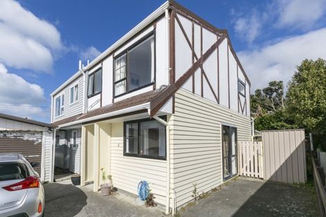 Photo of property in 200f6 Onepu Road, Lyall Bay, Wellington, 6022