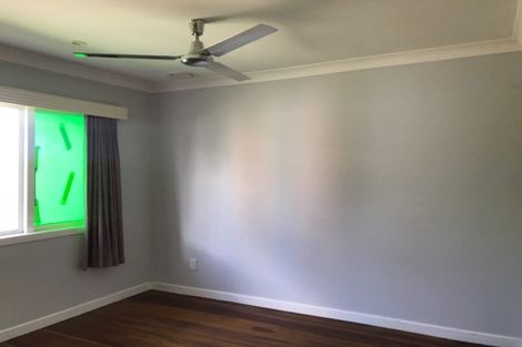 Photo of property in 15 Toru Street, Te Atatu Peninsula, Auckland, 0610
