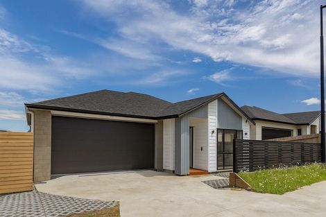 Photo of property in 17 Whale Bay Rise, Gulf Harbour, Whangaparaoa, 0930
