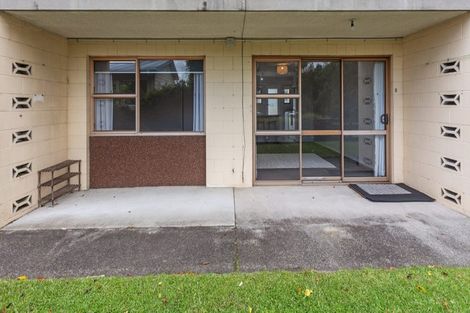 Photo of property in 2/14 Williams Street, Tauranga, 3110