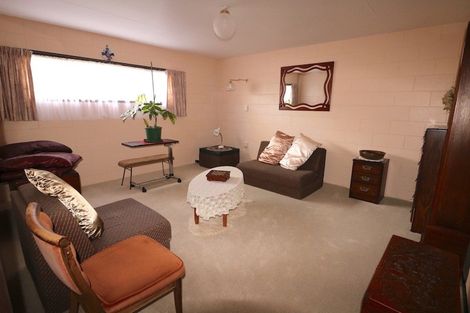 Photo of property in 28 Fairburn Road, Kaitaia, 0482