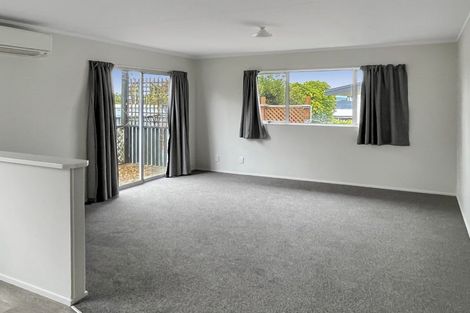 Photo of property in 2 Wembley Place, Richmond Heights, Taupo, 3330
