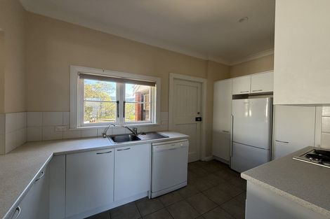Photo of property in 150 The Ridgeway, Mornington, Wellington, 6021