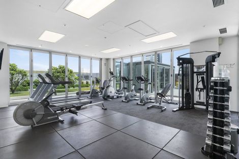 Photo of property in Sentinel Apartments, 905/3 Northcroft Street, Takapuna, Auckland, 0622