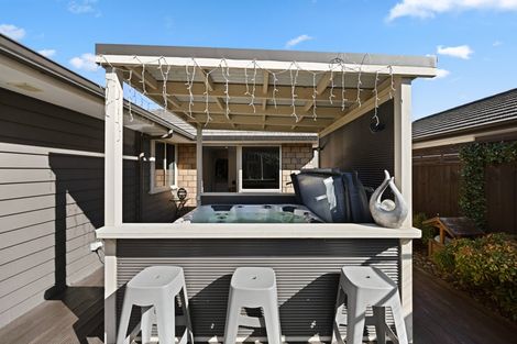 Photo of property in 9 Waikaka Place, Rototuna North, Hamilton, 3210