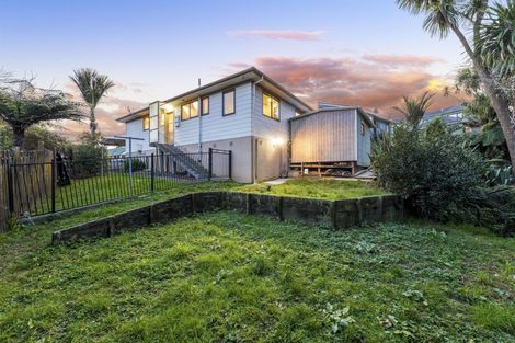Photo of property in 66 Anich Road, Massey, Auckland, 0614