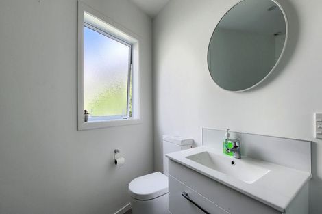 Photo of property in 59c Larsen Crescent, Tawa, Wellington, 5028