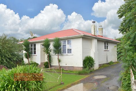 Photo of property in 5 Pukemiro Road, Te Kamo, Whangarei, 0112